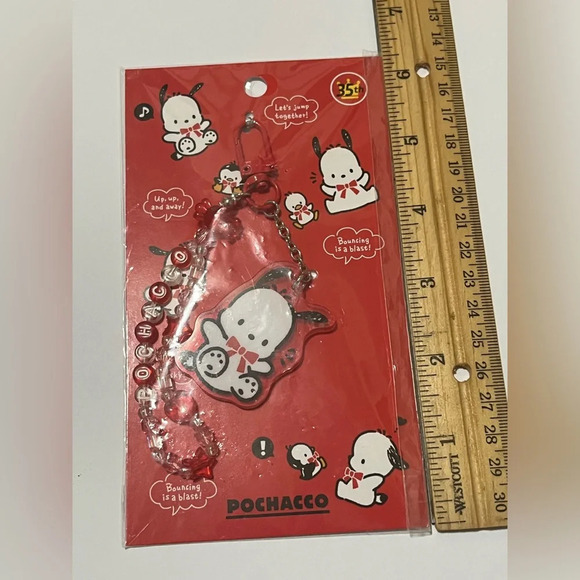 Pochacco 35th Anniversary Beaded Key Holder - Picture 4 of 5